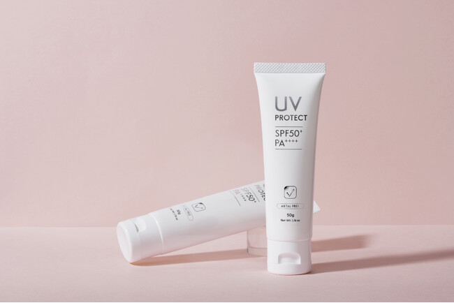 シロノクリニック30周年の節目に、潤いを保ちながら肌を守る「寄り添い型UV クリーム」を発売！
