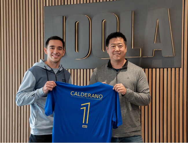 卓球界を代表するトッププレーヤー ウーゴ・カルデラノとヨーラ（JOOLA）が歴史的パートナーシップを締結