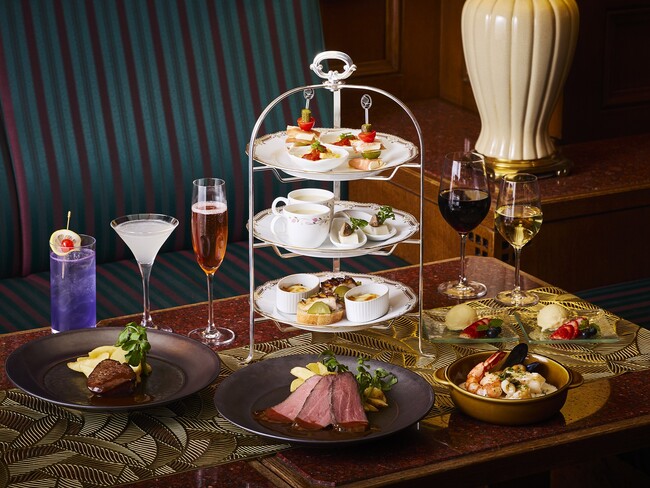 【ロイヤルパークホテル】冬を彩るカクテルも飲み放題「トワイライトアフタヌーンティー」や「ストロベリーカクテルフェア」を発売