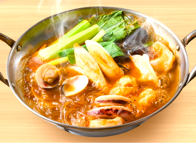 磯丸の冬の風物詩！「鍋祭」第二弾 海鮮麻辣湯鍋が新登場！ 2026年1月7日（水）より販売開始