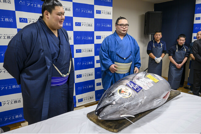 史上最速横綱昇進の大の里関も参加し、地域住民も笑顔に　「アイ工務店 presents 初競りまぐろ＆ちゃんこ振る舞い会」を開催