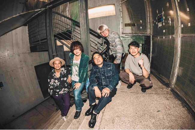 デビュー20周年、16年ぶりの活動、一夜限りのライブで響かせた、馬の骨の普遍性といい音楽の破壊力