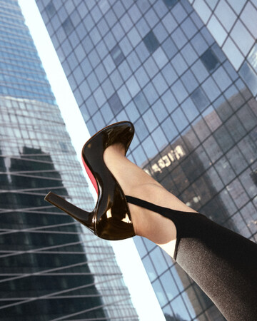 クリスチャン ルブタンから新たなエレガンス「Fannylove」登場