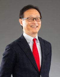 新学長選任のお知らせ　―神田外語大学新学長に芦沢真五教授を選任しましたー