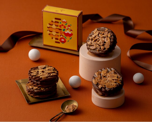 【Patisserie KINEEL 京都】 大人の贅沢なバレンタイン、「チョコレートサンドクッキー」など3種類の新商品を販売開始