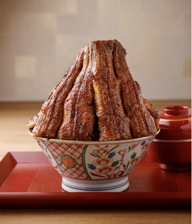 名古屋発コスパ最強と行列の絶えない、「昼だけうなぎ屋」監修の、新ブランド：炭焼鰻と特選和牛「ふじさん」が石川県野々市に初上陸！！野々市市の地域の日常に溶け込む鰻屋を目指します。