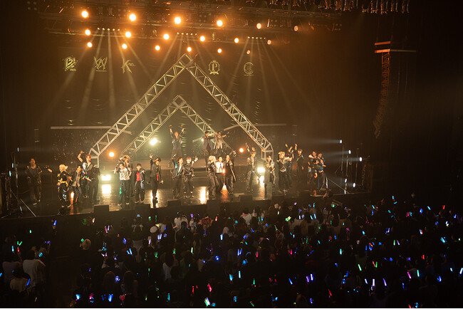 『ブラックスター -Theater Starless-』、2026新年ライブ「BLACK LIVE -Show of Starless-」オフィシャルレポートを公開