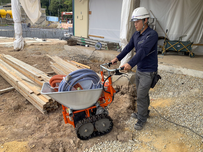 建ロボテックが「香川発スタートアップの県内事業者等と連携した販路拡大支援補助金」によって、県内建設事業会社の建設現場に運搬ソリューションを導入。