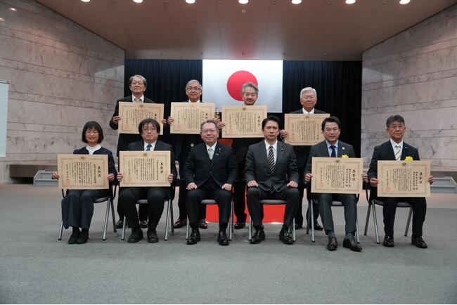 坂出市地域公共交通活性化協議会が、国交省令和７年交通関係優良団体大臣表彰を受賞、ユニ・トランドが提供したサービスが受賞に貢献