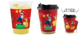 左から　地域限定ソーダ　各種800円／チョコレートドリンク(限定スリーブ付き)　1,000円　※いずれも税込み