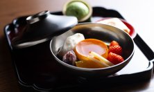 【翠嵐 ラグジュアリーコレクションホテル 京都】お椀で愉しむ、懐かしくも新しい味わい「八翠のプリン・ア・ラ・モード」を販売開始