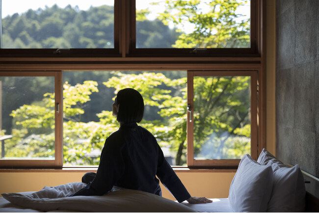 【星のや軽井沢】軽井沢の自然の中で、良質な睡眠へと誘う2泊3日のウェルネスプログラム「眠りの逗留」通年提供開始