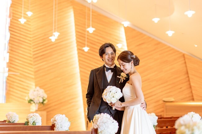 ～ふたりだけの結婚式という新しい選択肢～ 大切なのは「祝われること」より「誓い合うこと」を2026年1月15日(木)より開始いたします。