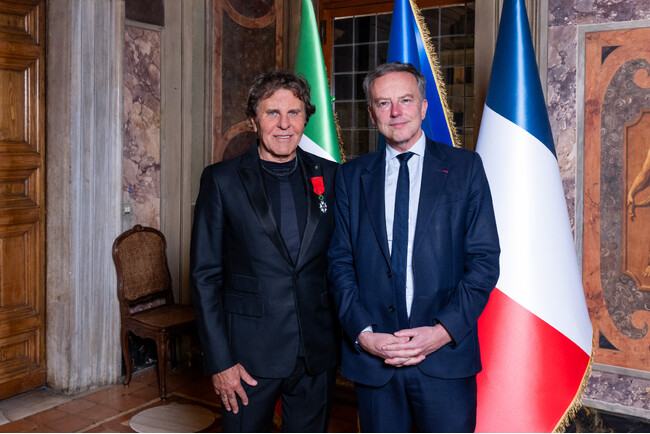 OTBグループ会長レンツォ・ロッソが、レジオン・ドヌール勲章シュヴァリエの称号を受章