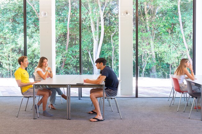 英語力を短期間で伸ばす「English Camp」を2025年より実施、2026年も継続開催