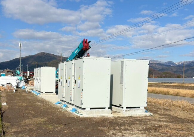 【日本蓄電池株式会社】滋賀県長浜市にて系統用蓄電施設「NC長浜市三川町蓄電所」蓄電池設置開始