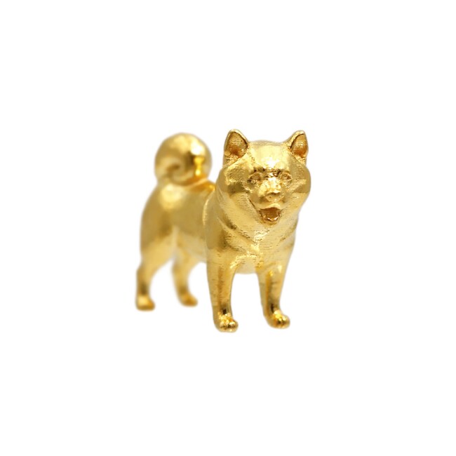 【金価格高騰中】日本の守護犬を黄金の純金で表現。忠誠と幸福を宿す指先サイズの芸術品「純金 柴犬」が登場！