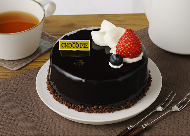 【銀座コージーコーナー】ロッテコラボ商品「ケーキになったチョコパイ」がご好評につき今年も登場！より華やかにご褒美感がアップして、1月30日から