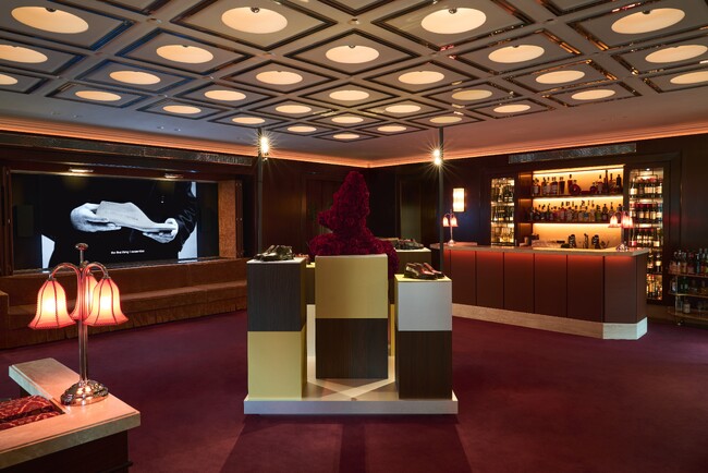 【FERRAGAMO】「LEGENDS, REIMAGINED」を発表