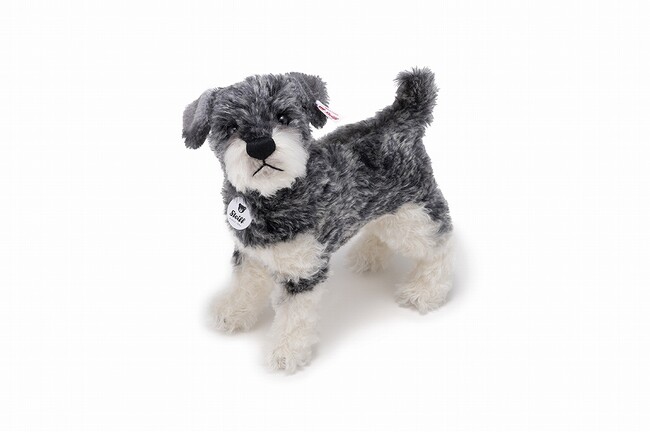 日本で常に上位の人気犬種をシュタイフが製作！日本限定「シュナウザー」発売決定