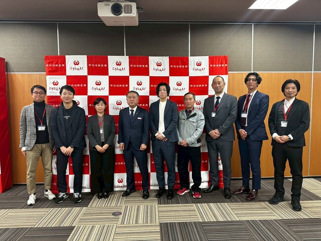 山梨で“貼る心電計”100人体制で検証開始、甲府信金でキックオフ｜県内2社が協力し働く世代の“心臓リスク”に向き合う