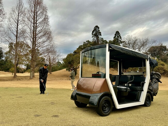 限定300台のみ製造 フルスペックゴルフカート【ロイヤルコーチ】 サブスクリプションモデルで提供開始