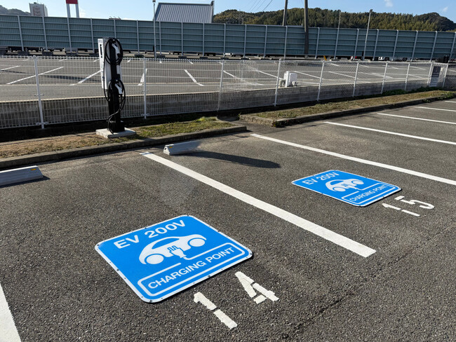 【環境にもお客様にもやさしい一歩。旅の続きの準備を】コンフォートイン21ホテルにEV充電器「Terra Charge」を設置
