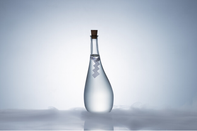 酒蔵再生ベンチャー「ナオライ」日本酒を蒸留して生まれた新しい和酒『浄酎 -JOCHU-』アルコール35度の新ライン〈JOCHU White 35〉を新価格・新ボトルで発売