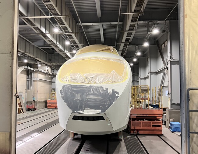 内外装をリフレッシュ！新たな輝きをまといロマンスカーミュージアムへ！３月１９日、ロマンスカー・ＶＳＥ（５００００形）の一般展示開始