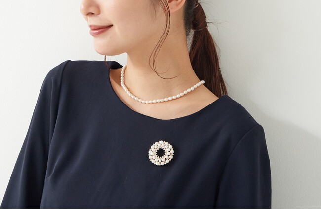 セレモニーシーンに求められるブローチとは？ブローチ専門店【Jeweliss（ジュエリス）】のセレモニーブローチ特集