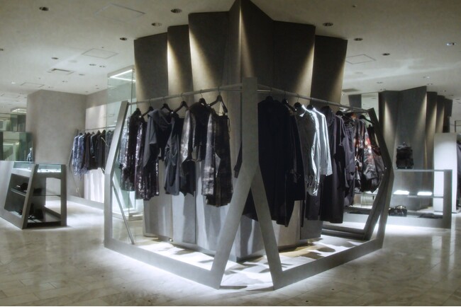 Yohji Yamamoto 伊勢丹新宿店が1/30(金)よりリニューアルオープン