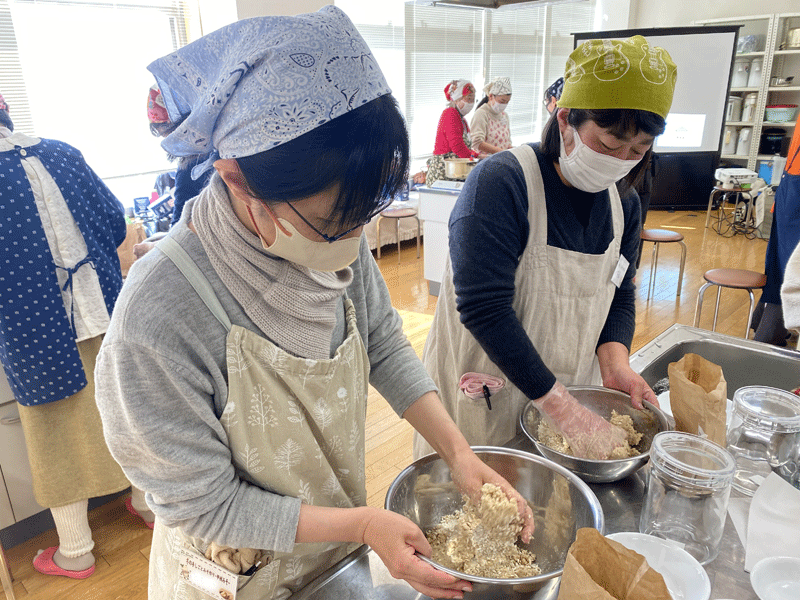 諏訪市と甲府市でみそ仕込み体験会　「甲州みそ」に「十二割味噌」山梨の食文化を利用者が伝授　2月6日（金）・16日（月）〔山梨 長野〕