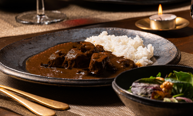 『五島の牛で出汁をとったプレミアムな高級カレー』~五島牛の出汁 × 五島列島産 黒毛和牛~2月2日（月）リニューアル新発売