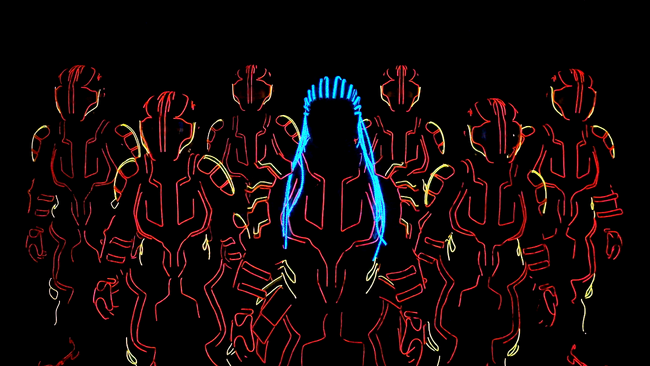 AIは人間の感情や衝動をどう映し返すのかーーー 14年の時を越えて生まれた新たなダンス映像作品『TRON DANCE IS BACK』