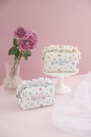 【Cath Kidston】ノスタルジックな春の新作アート Button Block Floralのコットンレース＆フリルシリーズを2月6日（金）より発売！