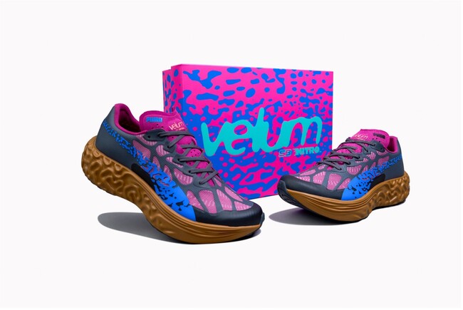 「PUMA × Salehe Bembury」初のライフスタイルモデルが登場　バイオモーフィックな発想から生まれた「VELUM SB NITRO」を2026年2月7日（土）より発売