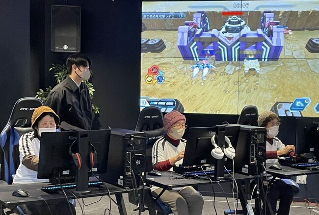 熊本県美里町のシニアｅスポーツチーム（平均年齢８２.７歳）：　　３対３のシューティング形式の京都府知事杯＠京都サンガスタジアムで善戦!