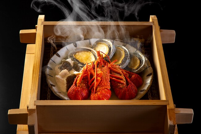 【伊東小涌園】新設の「個室食事処」×飲める温泉で蒸した「温泉蒸し会席」オープン記念宿泊プラン「春はじめ」登場！