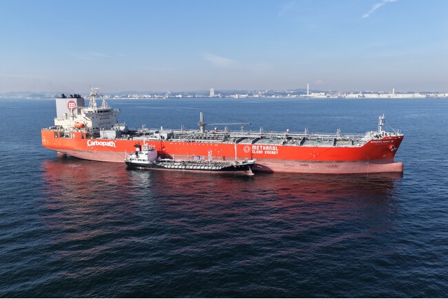 Ship to Shipによるメタノールバンカリングを京浜港横浜区(横浜港)錨地にて実施