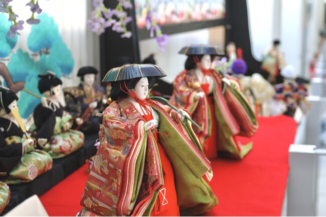 中部の空の玄関口・中部国際空港セントレアで今年も雛人形が華やかにお出迎え！！
