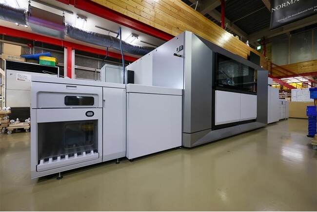 印刷業界の共創拠点「goof.CAMPUS」にインクジェットデジタル印刷機「varioPRINT iX3200」を導入～適地・適時・適量生産を支える新たな印刷エコシステム構築を支援～