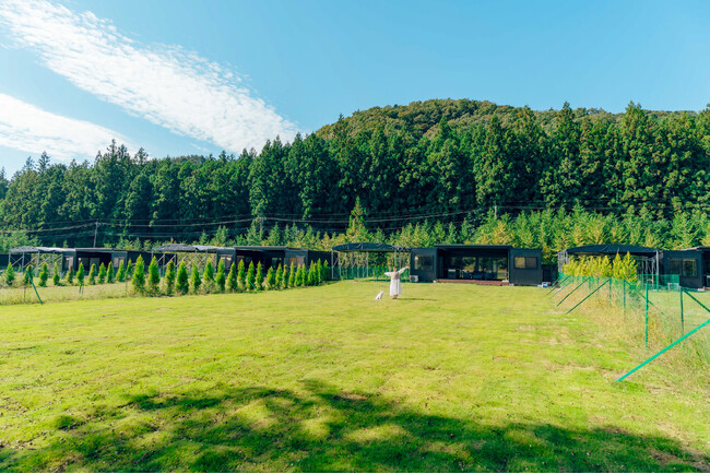 【初春の”愛犬旅”は日光へ／宿泊料金最大30％OFF】オトクな価格と嬉しい特典付き！愛犬との滞在を彩る豪華キャンペーン企画開催中！～「グランフォレスタヴィラ日光」～
