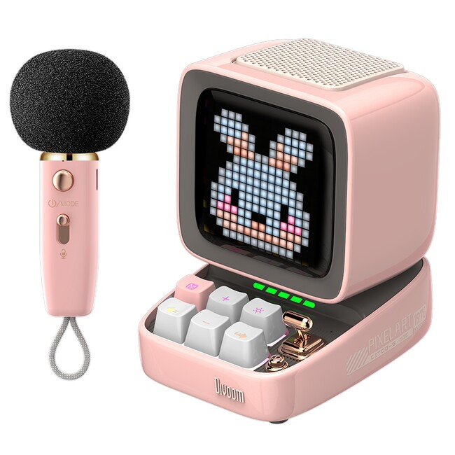 レトロPC風デザインにカラオケマイクを搭載したBluetoothスピーカー。Divoomの最新モデル「Ditoo‑5M」発売