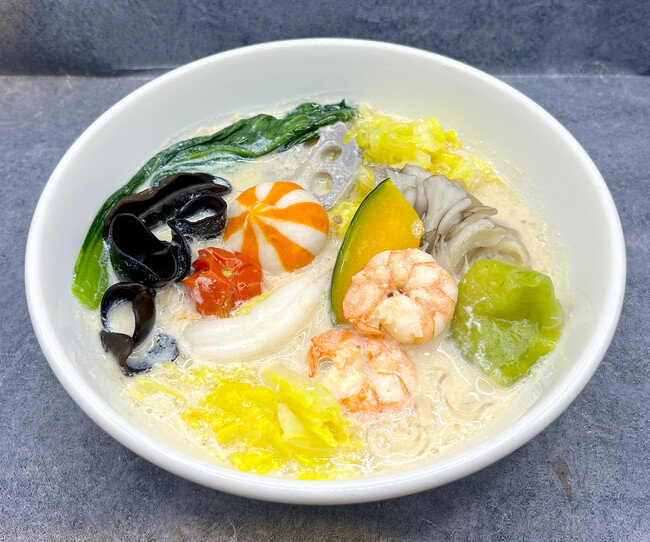 麻辣湯専門店『 菜彩麻辣湯（サイサイマーラータン）』 より辛くない『 トリュフ香る白の発酵豆乳スープ～ コラーゲン入り～』 が新登場！