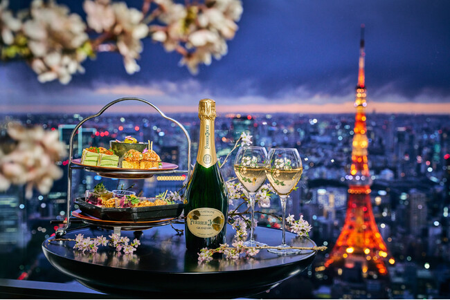 都会の夜空に咲き誇る桜を『ペリエ ジュエ』とともに愛でるひととき。アンダーズ 東京の「夜桜プレミアムビュープラン」1日18組限定、2026年4月10日（金）から4月26日（日）まで
