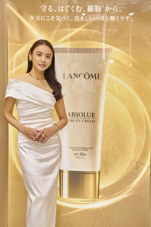 「アプソリュ ザ UV クリーム」が世界に先駆けて先行発売。〈ランコム 表参道ヒルズ店 ゴールドUV POP UP EVENT〉2026年2月14日（土）～ 3月22日（日）期間限定開催