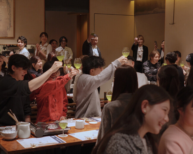 【参加者1.9倍も7割が未経験】博多の新成人58名が水炊き体験～3年継続の『新成人水炊き会』、若者と郷土料理の距離が浮き彫りに