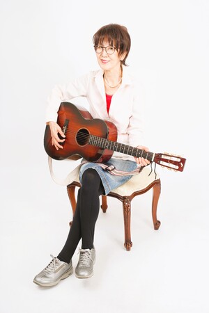 50年の時を経て復活した滝本洋子、魂の救済曲『かたくりの花が咲く』を携え、2026年2月より全国ラジオ出演が続々決定！