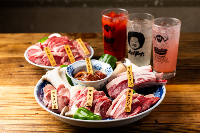 人気No.1の生ラムが半額以下！「錦糸町ジンギスカン オクノ羊ヤ、ミナミ」1周年の感謝を込めてミナミ価格373円にてご提供