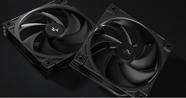 セミインテグラルブレード構造でエアフローを最適化した120mmファン、DeepCool社製「FD12 V2」シリーズを発表